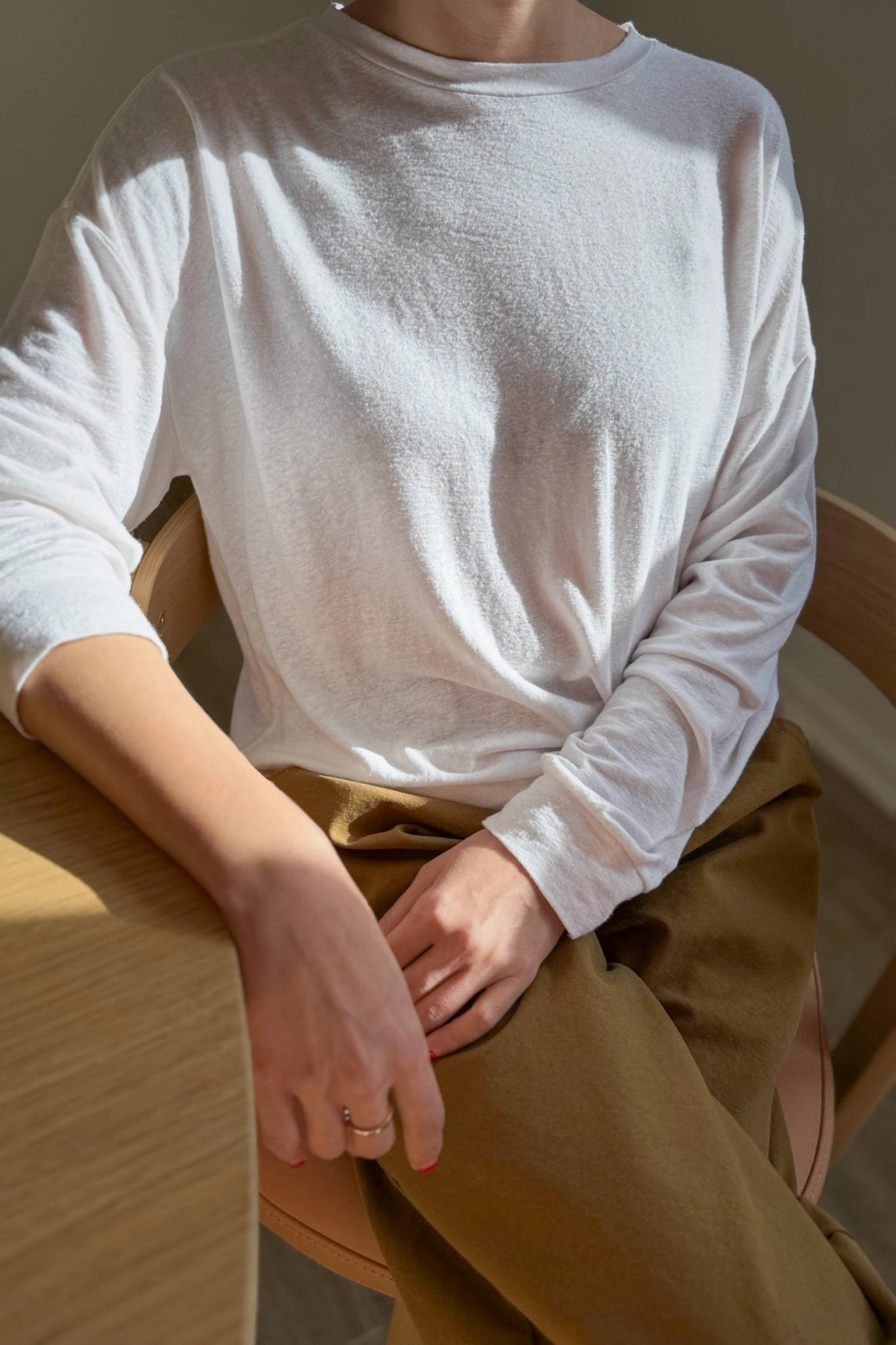 Le Bon Shoppe Haze Linen Blend Tee Optic White - Tea and Kate