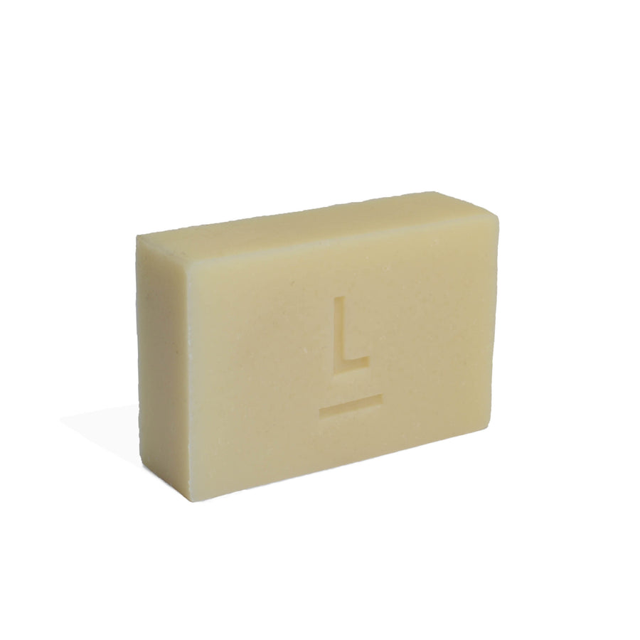 KAOLIN CLAY & BAMBOO POWDER SOAP WITH NEROLI, GERANIUM & FENNEL
