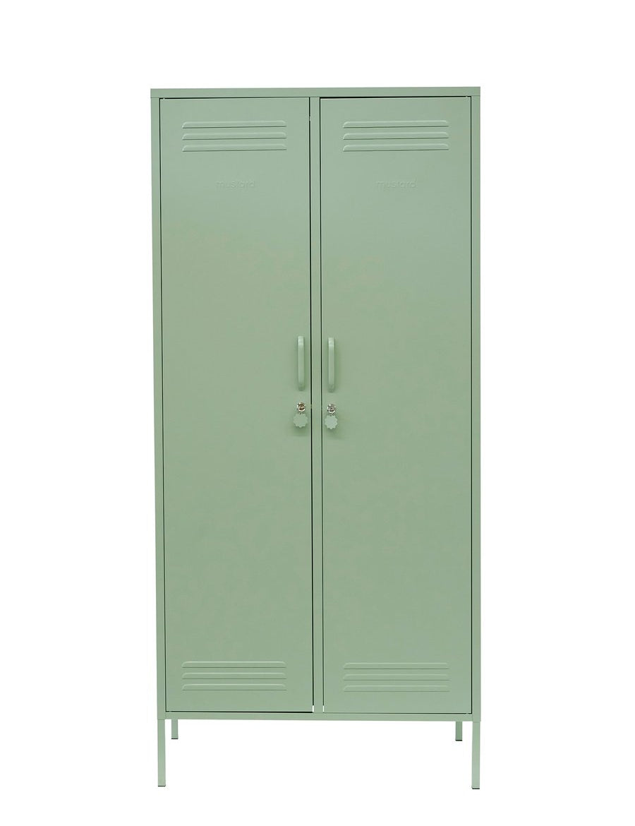 The Twinny Locker