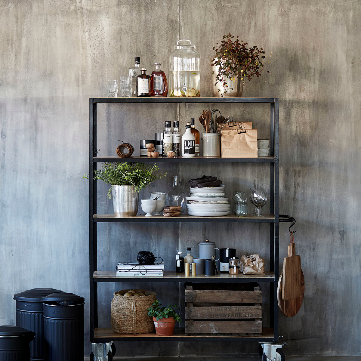 INDUSTRIAL Shelving unit CASTOR wheels Black/Wood - Tea and Kate