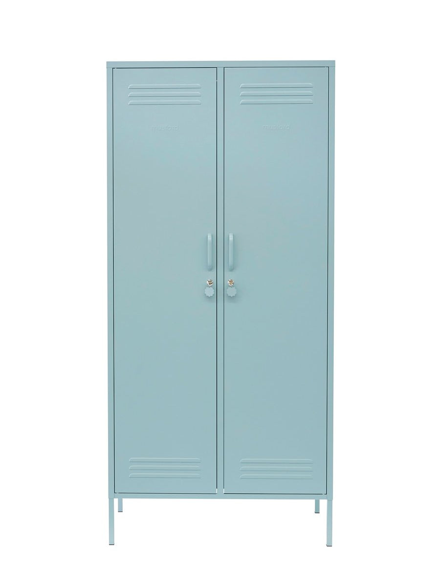 The Twinny Locker