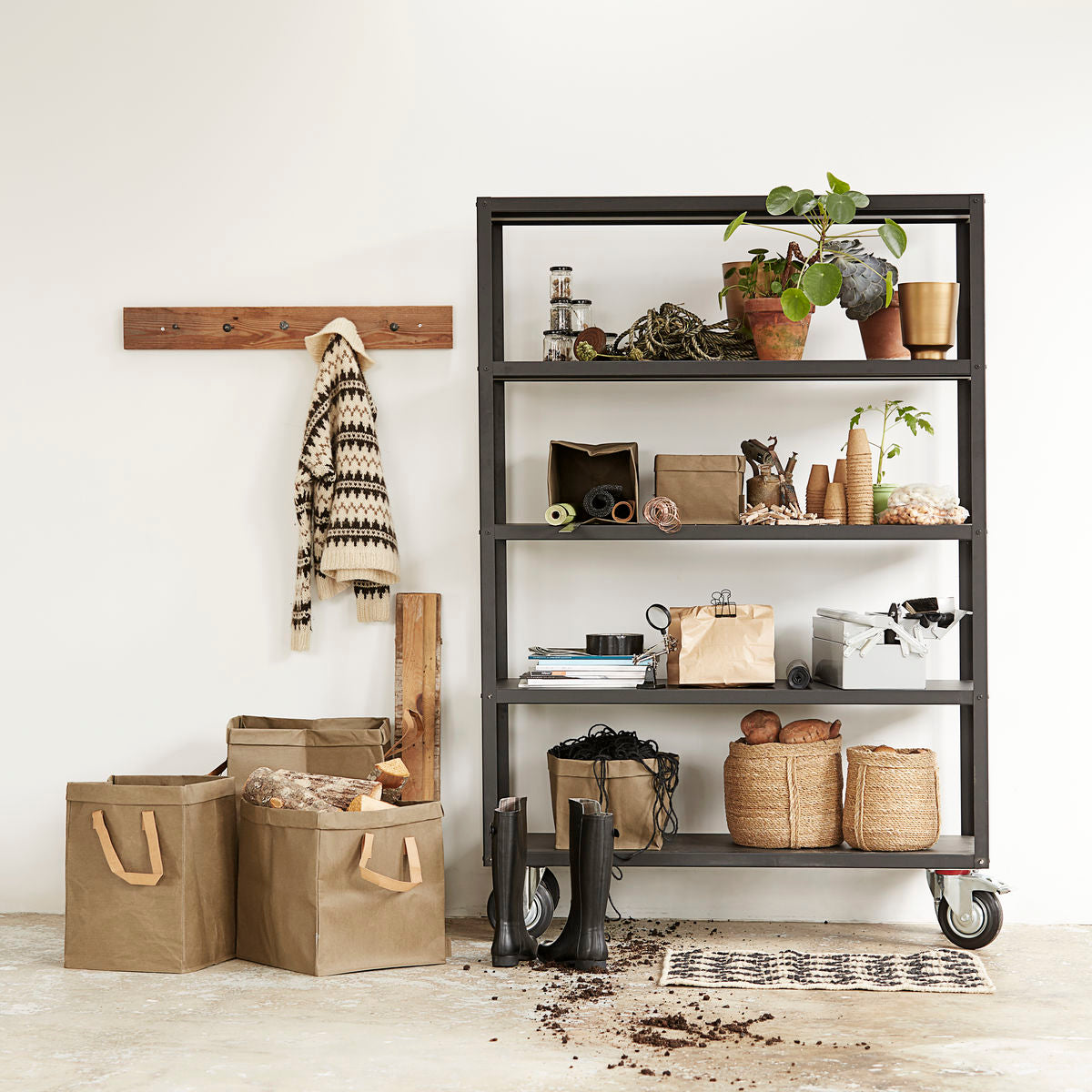 Shelving unit CASTOR WHEELS TROLLEY Matte black - Tea and Kate