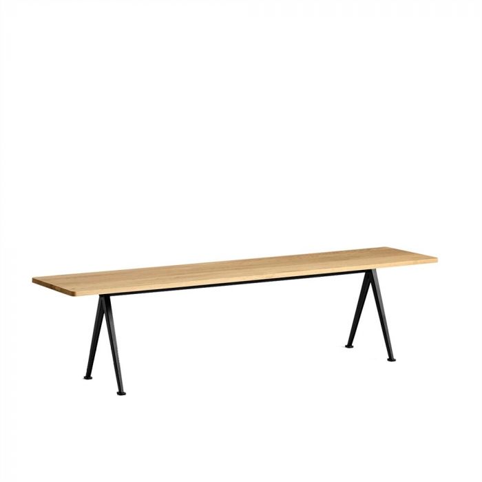 Pyramid Bench 12 - Tea and Kate